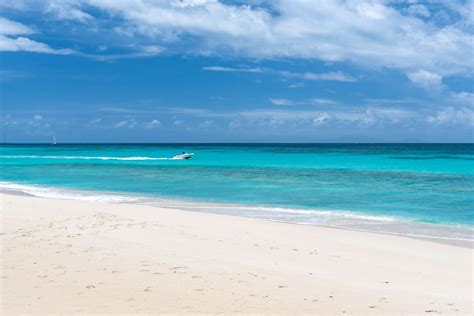 Naturist Eden Beach Antigua